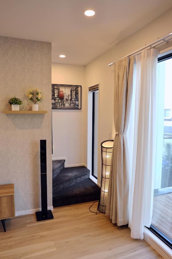 Luxury Brand New Designer Living Apartment Auckland Exterior foto