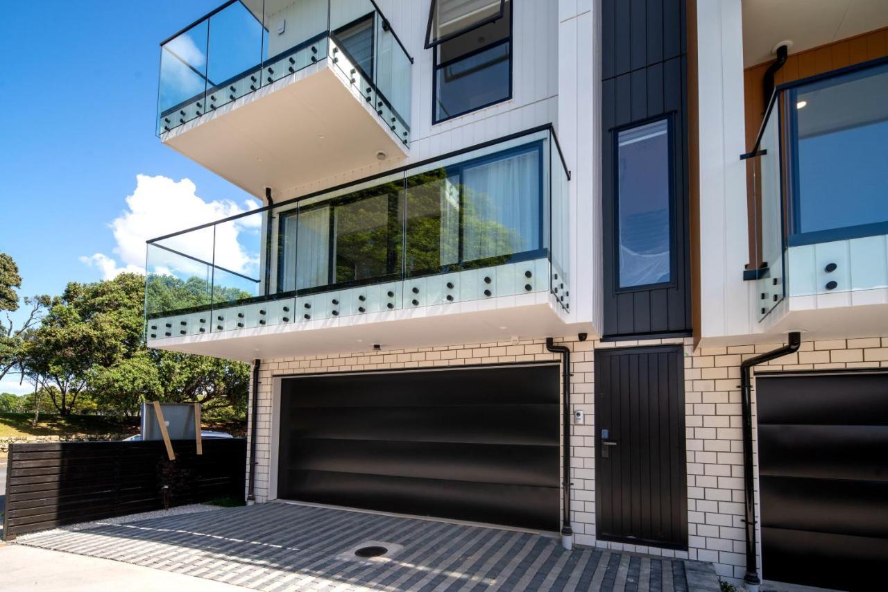 Luxury Brand New Designer Living Apartment Auckland Exterior foto