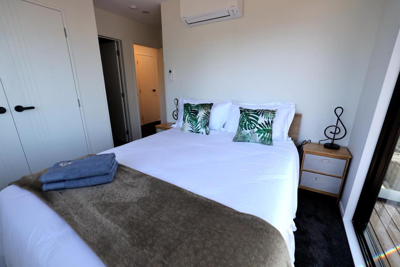 Luxury Brand New Designer Living Apartment Auckland Exterior foto