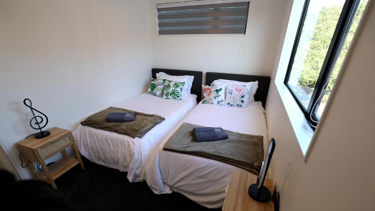 Luxury Brand New Designer Living Apartment Auckland Exterior foto